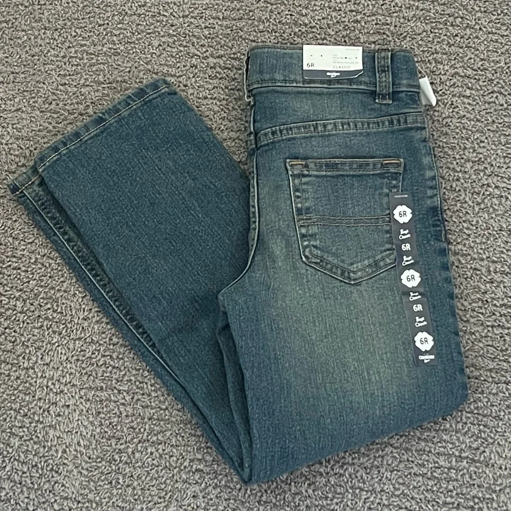Oshkosh B’gosh boy classic jeans NWT